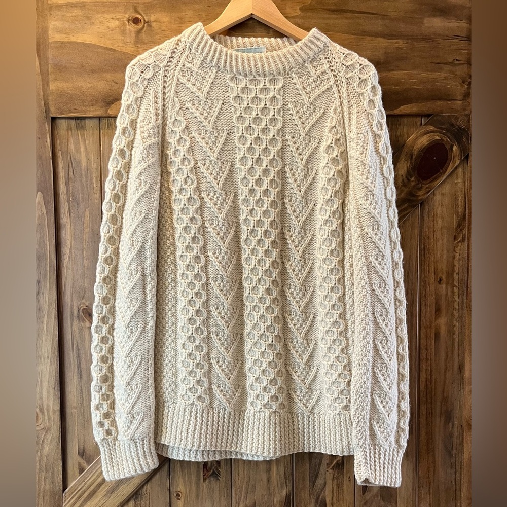 Vintage, hand-loomed Irish wool Aran sweater (Malinmore)